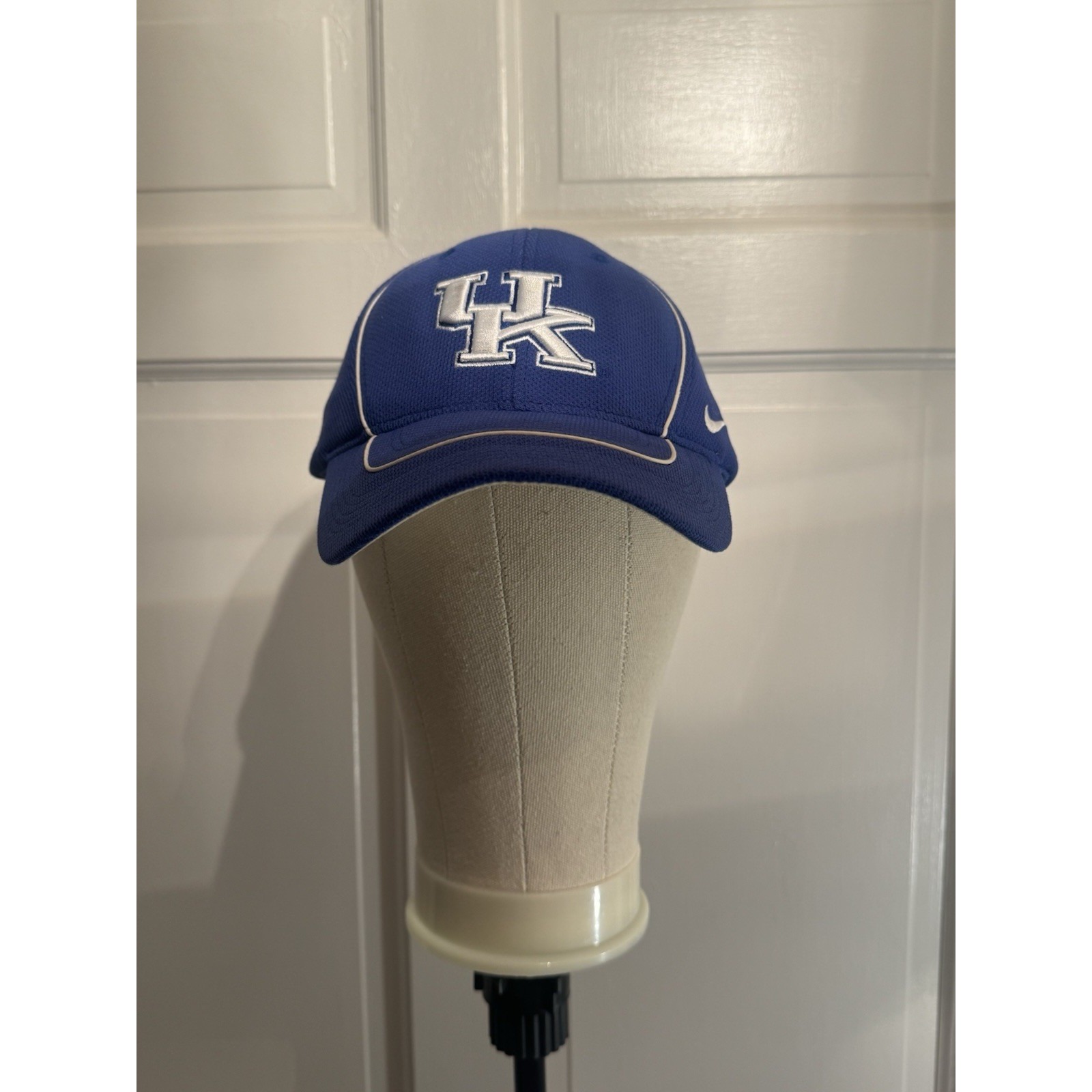 Nike Uk University Of Kentucky Wildcats DriFit Blue Hat Cap